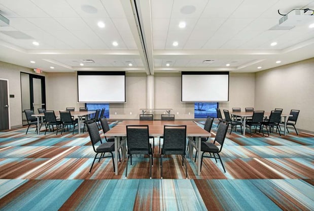 Images Home2 Suites by Hilton Beloit