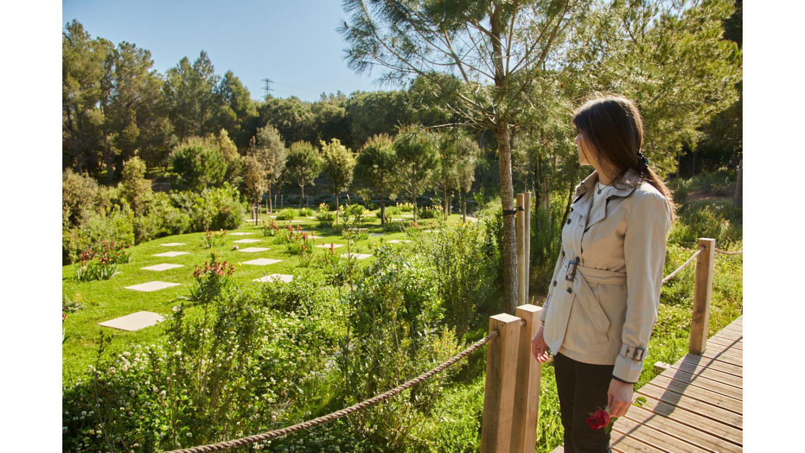 Cementiri Comarcal Roques Blanques 88