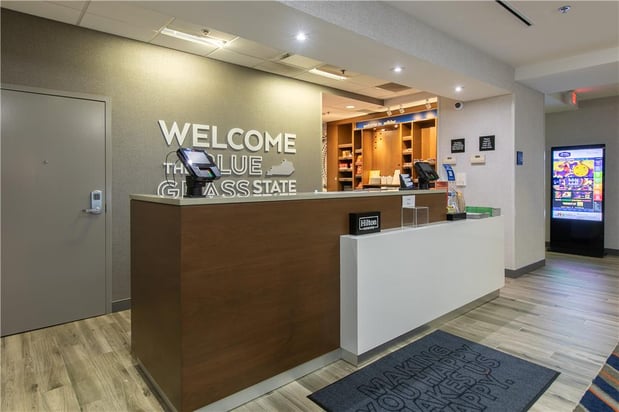 Images Hampton Inn & Suites Wilder