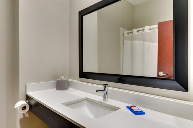 Images Holiday Inn Express & Suites Ardmore, an IHG Hotel