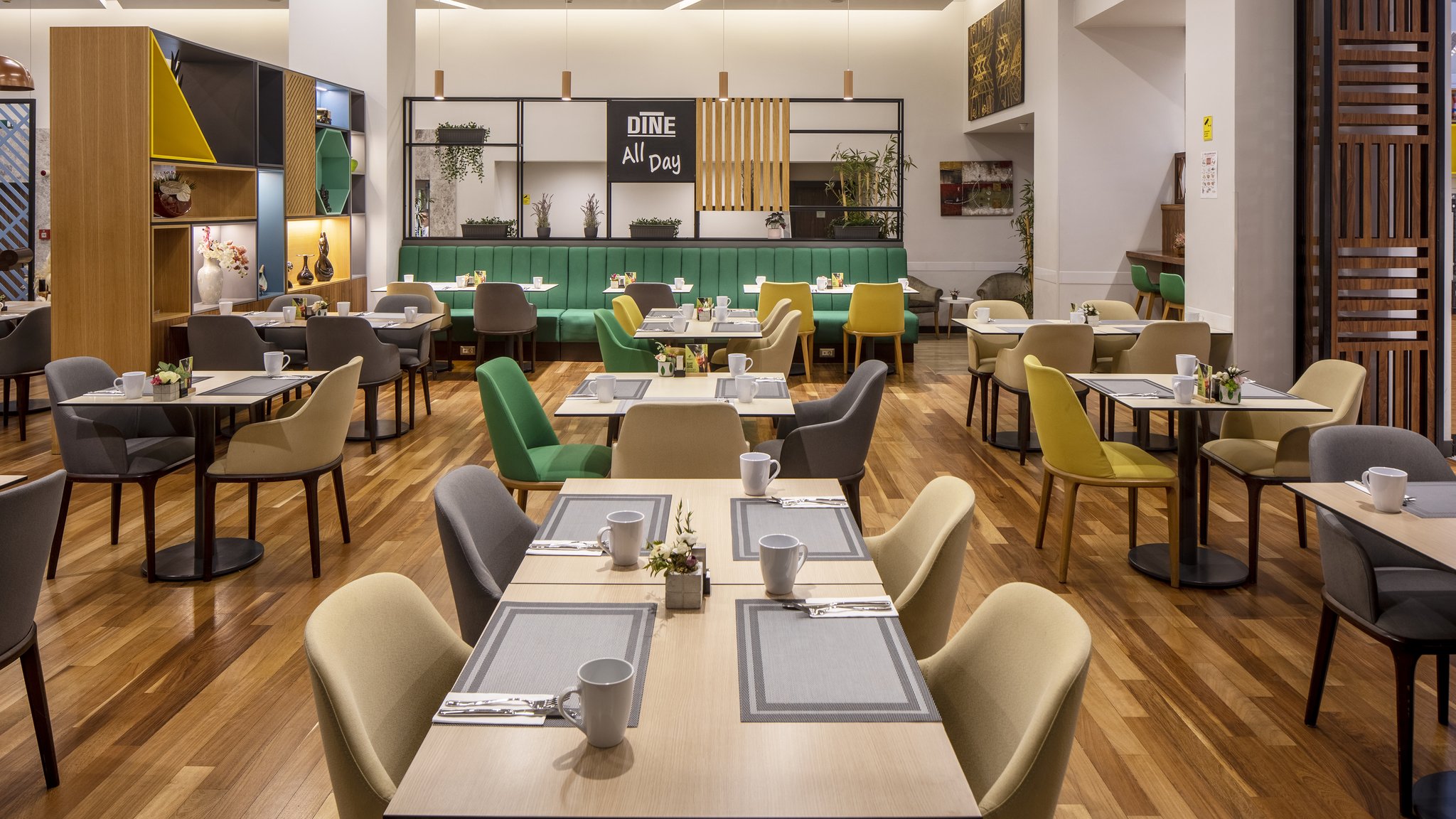 Images Holiday Inn Istanbul - Sisli by IHG
