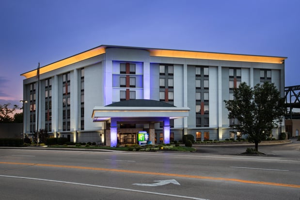 Images Holiday Inn Express & Suites Cincinnati Riverfront by IHG