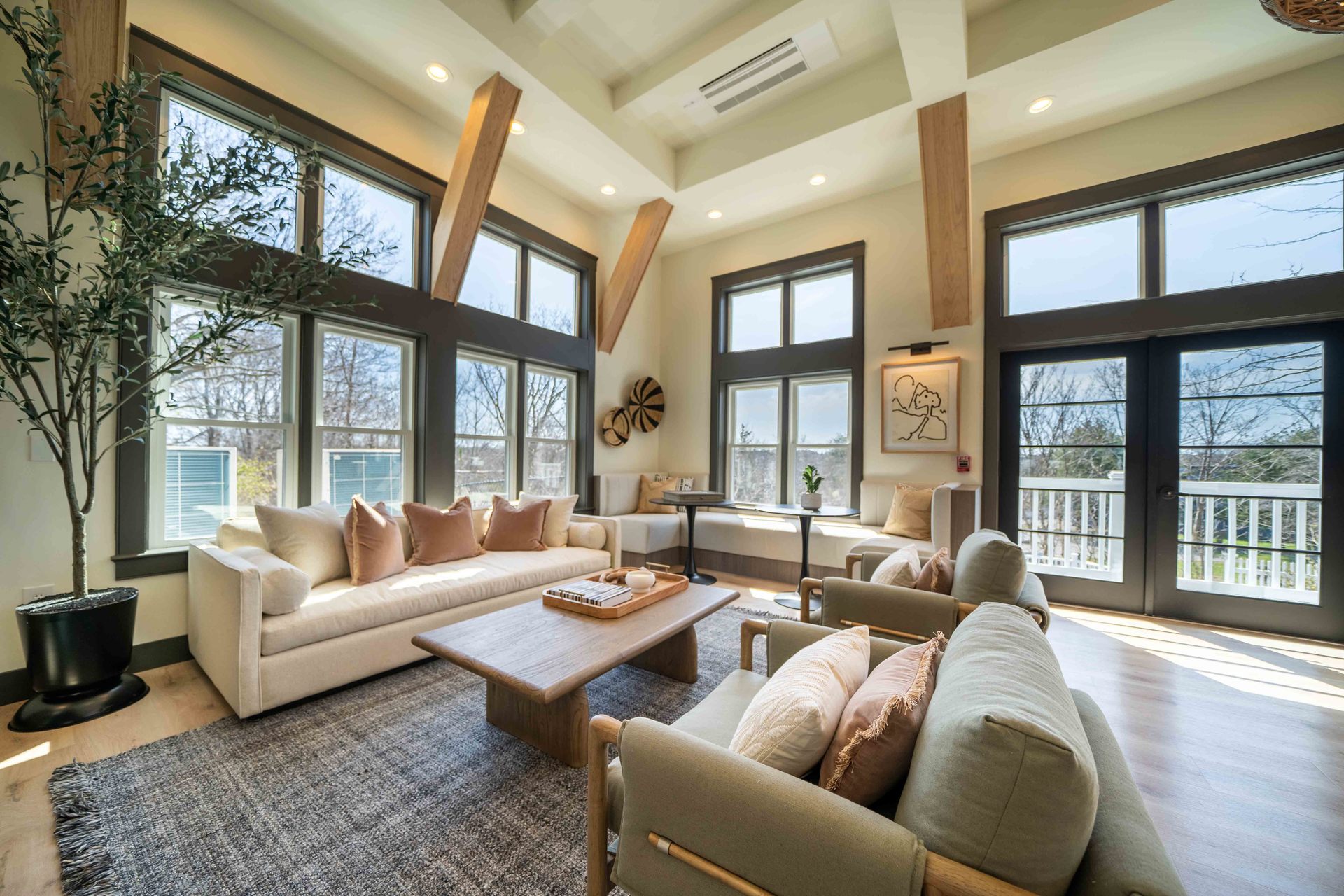 The Estates - Stylish and Welcoming Clubhouse Lounge