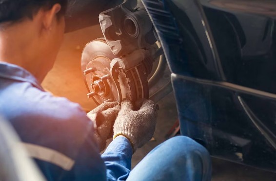 CAR MECHANIC
