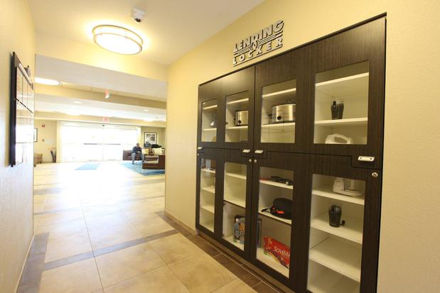 Images Candlewood Suites St. Joseph by IHG