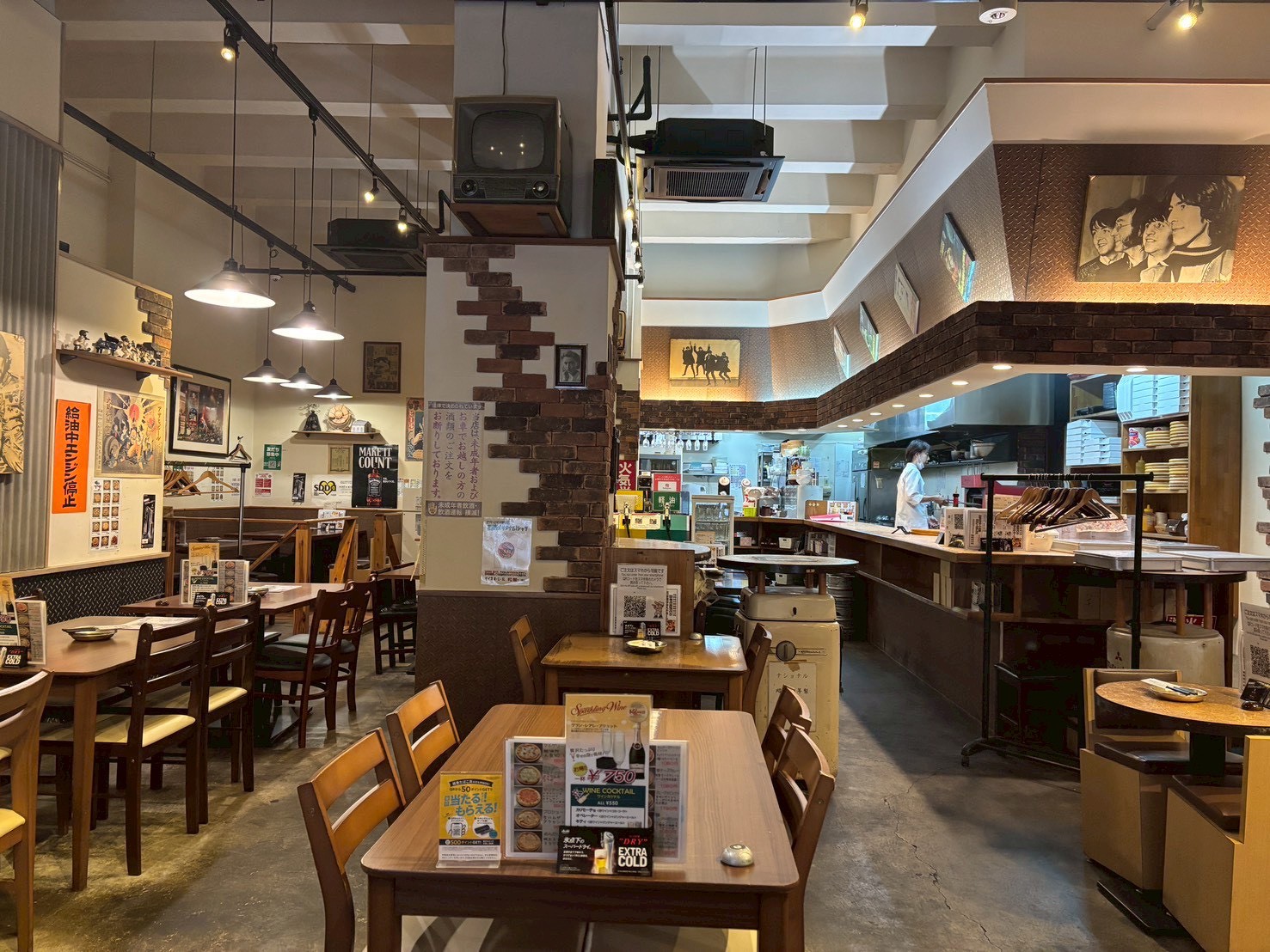 Images 堺筋本町給油所 一号店