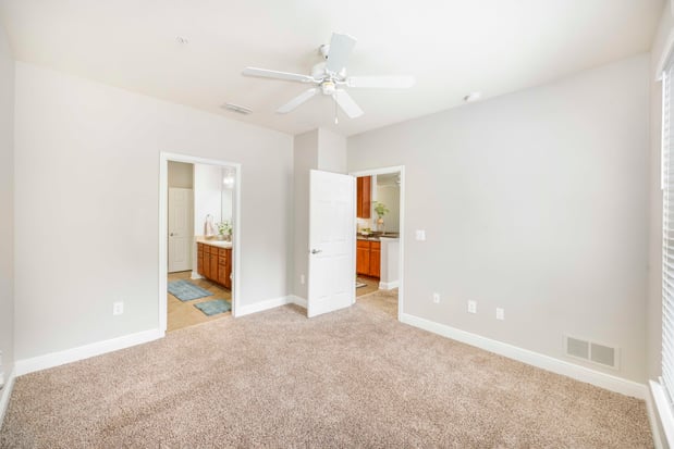 Images MAA Town Center