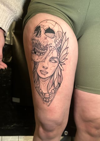 Bilder Bloody Dogs Tattoo & Piercing Inh. Robert Pongrácz