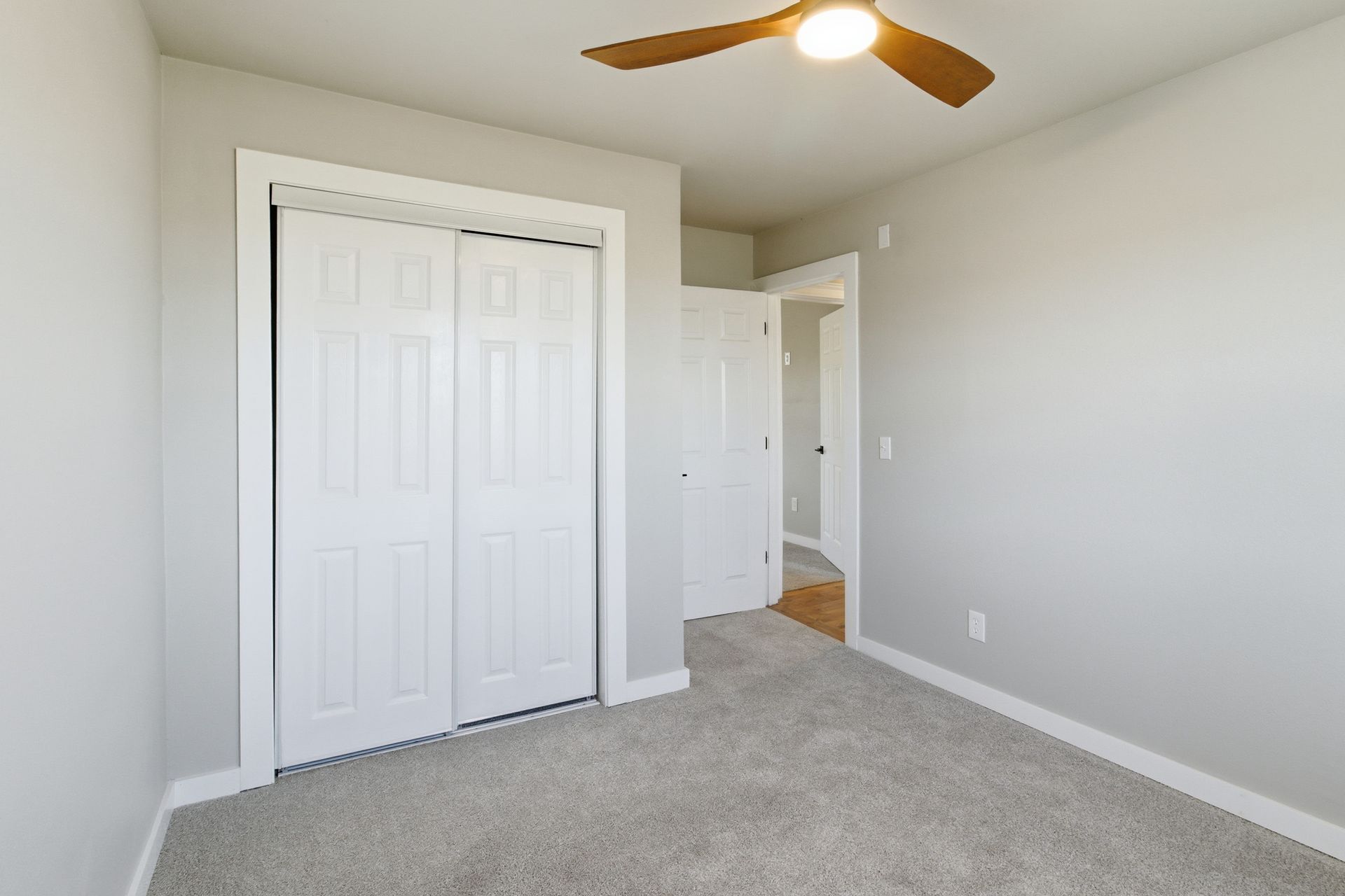 Sound Contracting Image