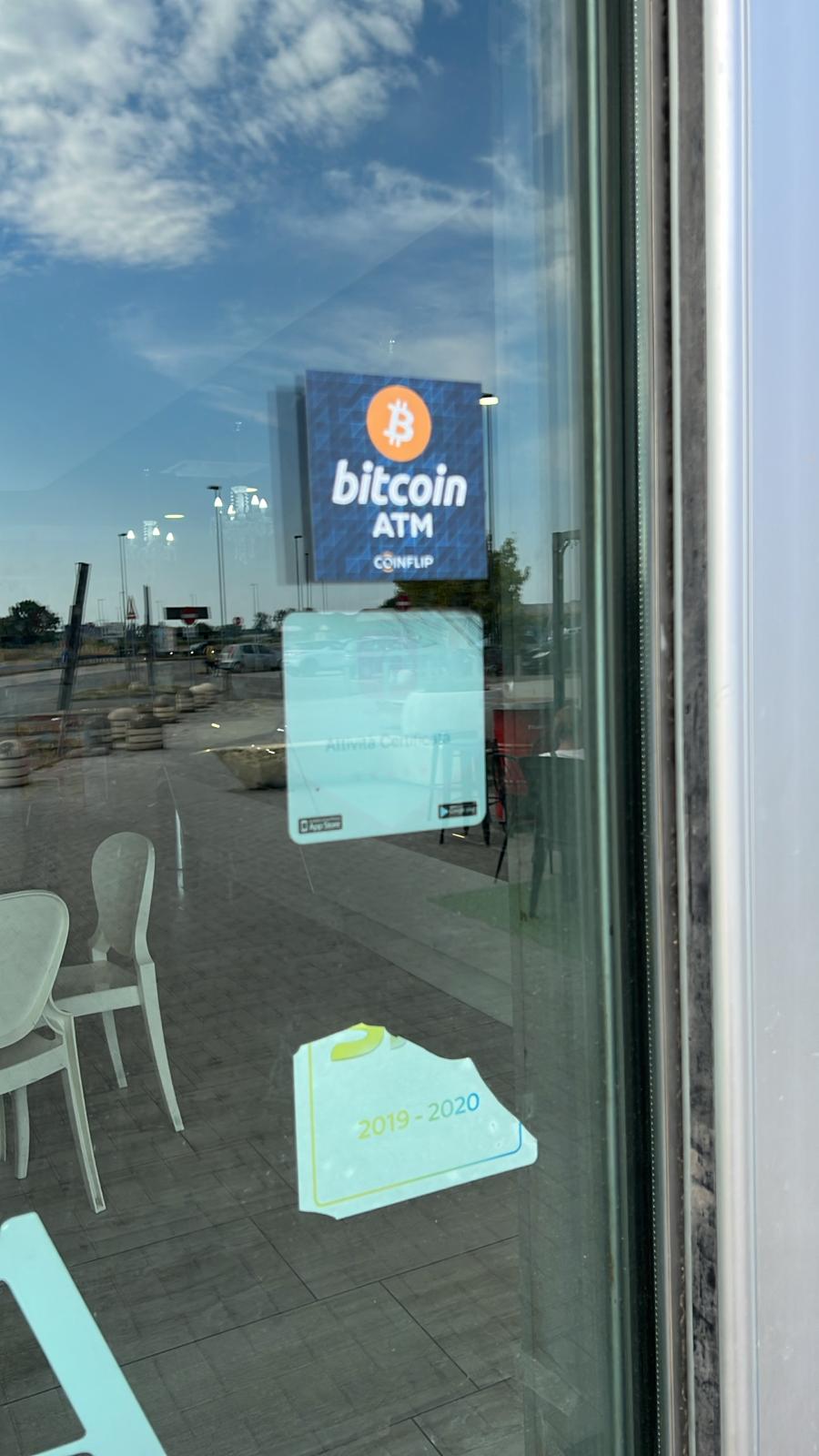 Images CoinFlip Bitcoin ATM - La Plaza Cafè (Casorate Primo)