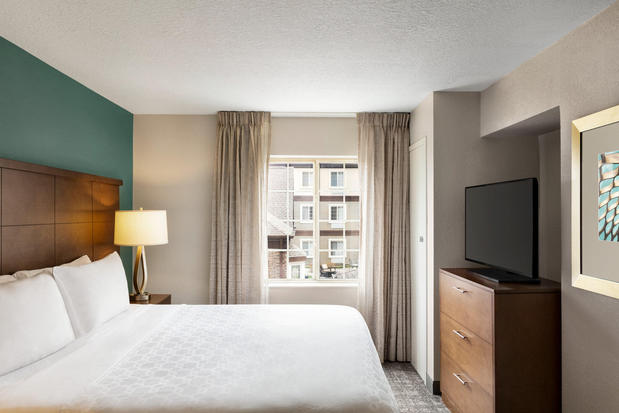 Images Staybridge Suites Fort Wayne by IHG