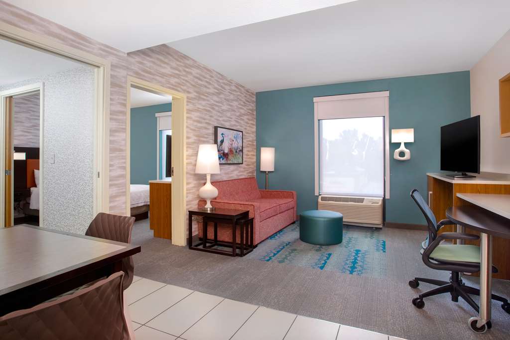 Guest room
