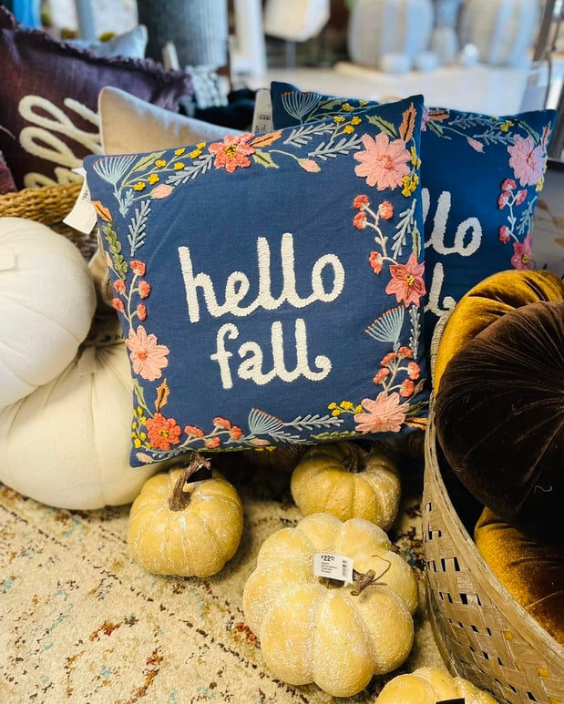 Images Miss Daisy's Home & Decor Co.