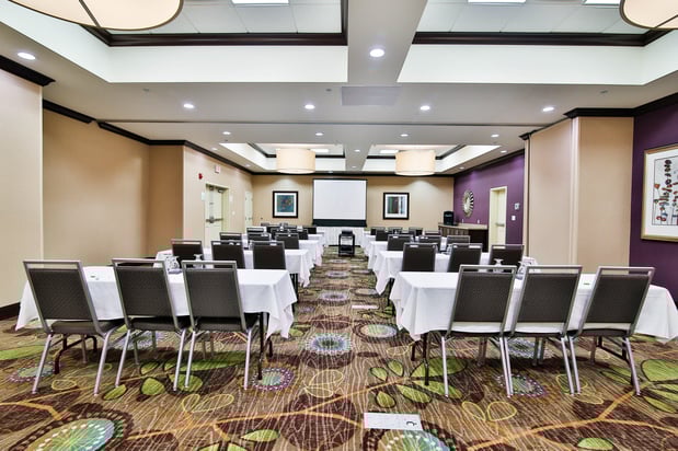 Images Holiday Inn Bismarck by IHG