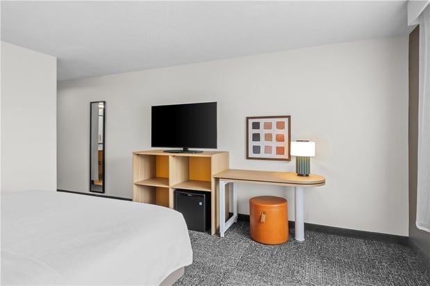 Images Spark by Hilton Traverse City