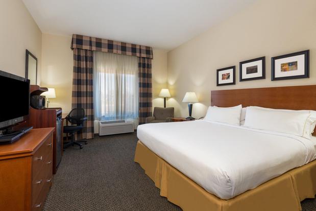 Images Holiday Inn Express & Suites Vernal - Dinosaurland, an IHG Hotel