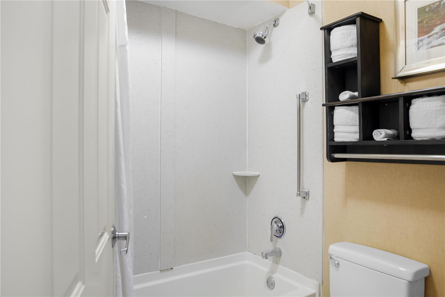 Double Queen Suite