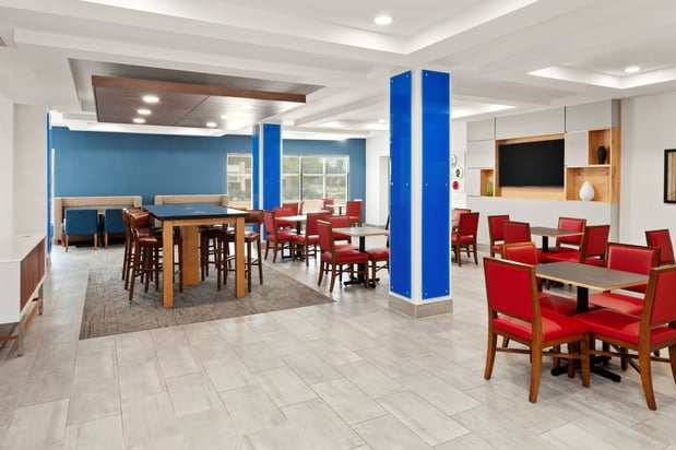 Images Holiday Inn Express & Suites Chicago West-O'Hare Arpt Area by IHG