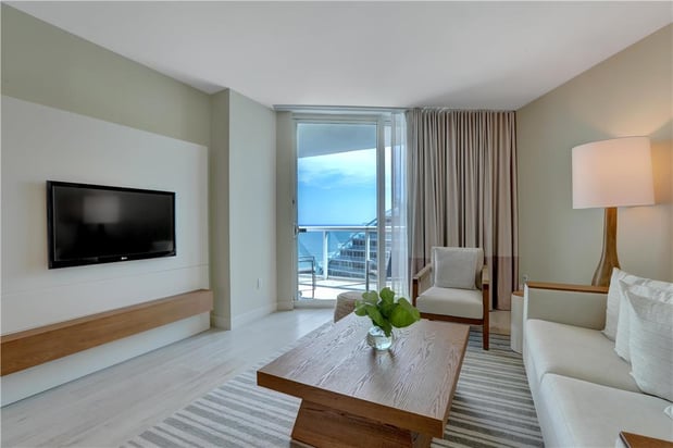 Images Beach House Fort Lauderdale, a Hilton Resort