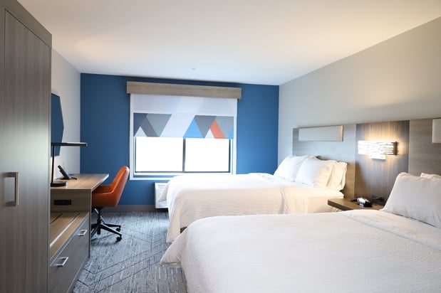 Images Holiday Inn Express & Suites Vancouver Mall/Portland Area by IHG