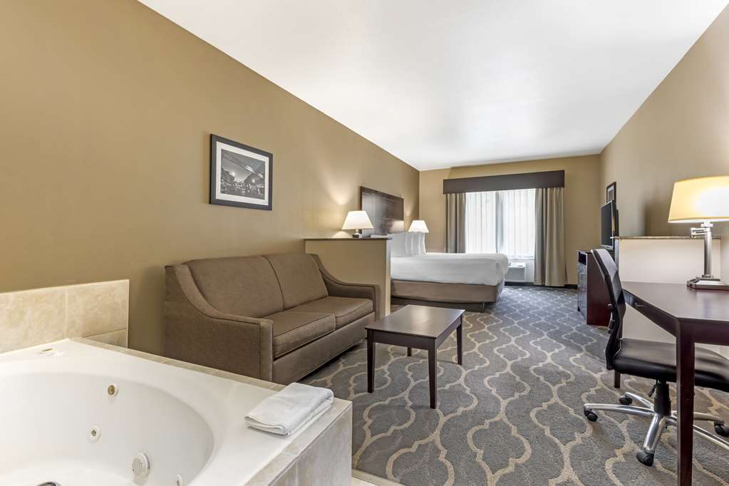 Whirlpool King Suite