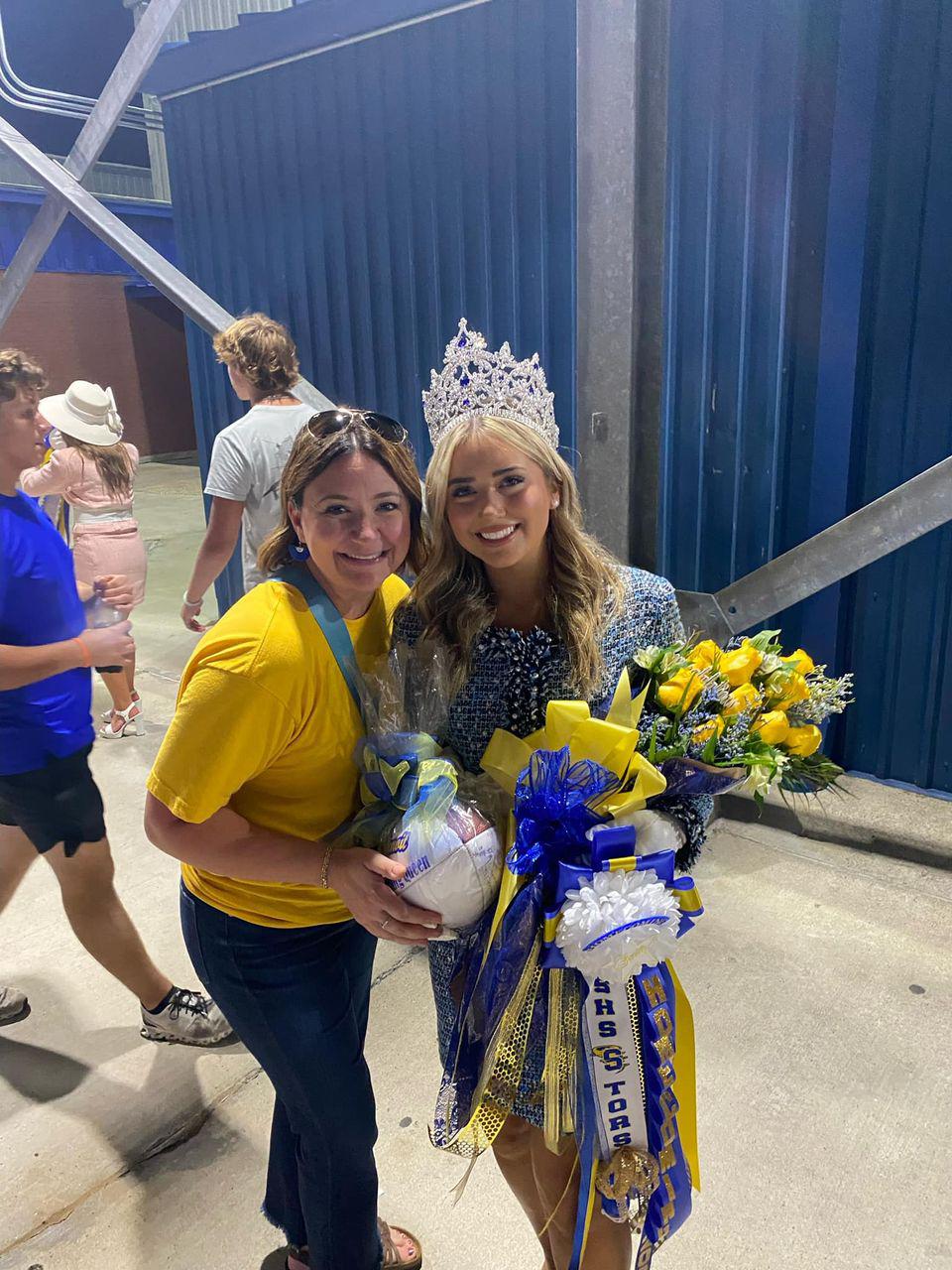 So blessed and honored to have been able to sponsor these three SHS seniors on homecoming court this Jennifer Mabou - State Farm Insurance Agent Sulphur (337)527-0027