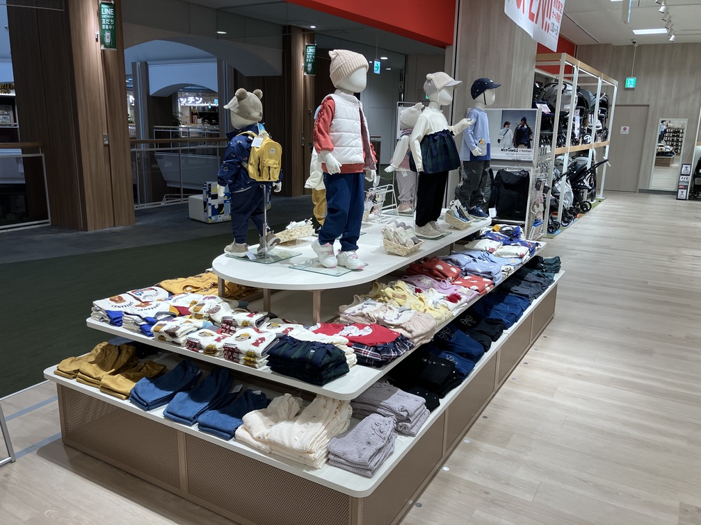 Images アカチャンホンポ MOMOテラス店