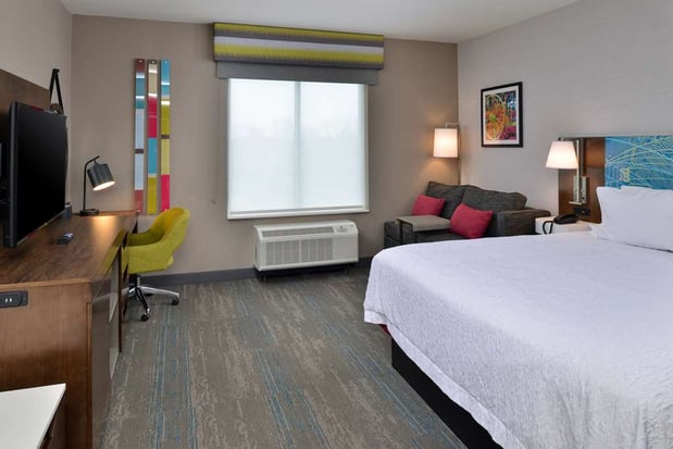 Images Hampton Inn & Suites Adrian