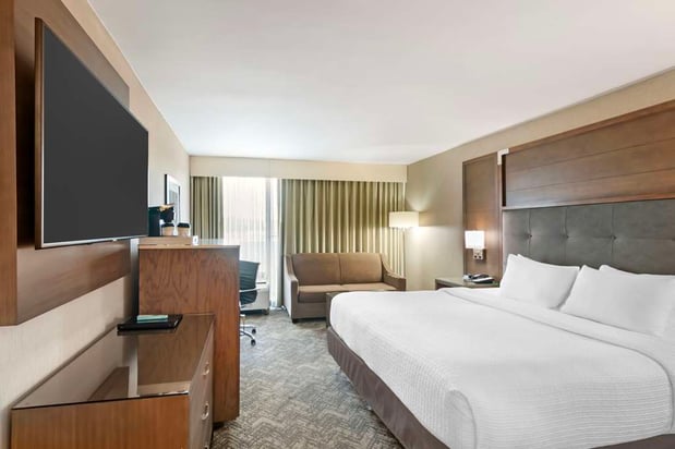 Images Best Western Plus Kansas City Sports Complex Hotel