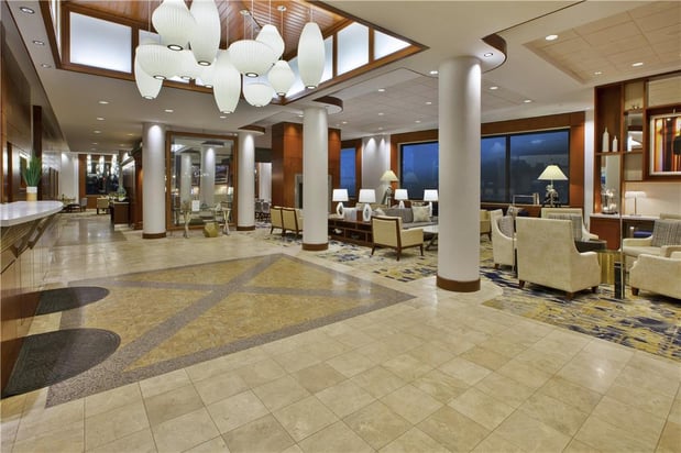Images Hilton Garden Inn Portland Downtown Waterfront