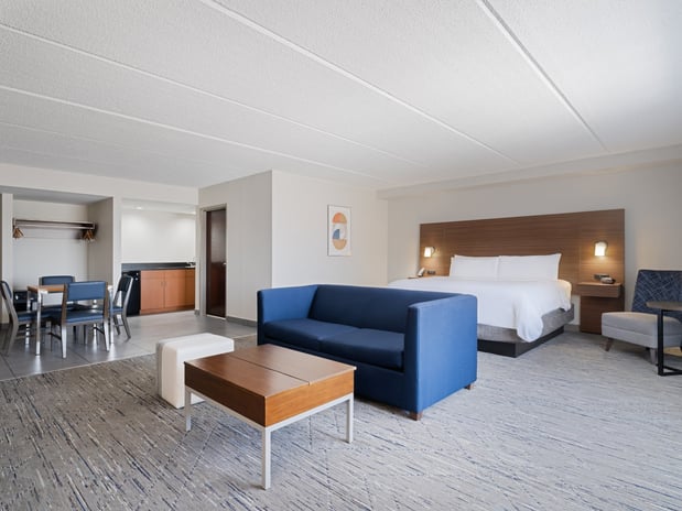 Images Holiday Inn Express & Suites Augusta West - Fort Eisenhower by IHG
