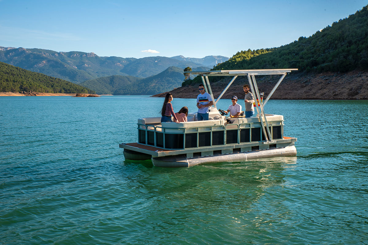 Images Cazorvillas Náutica - Alquiler Barcos Solares