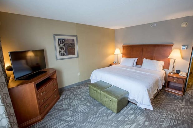 Images Hampton Inn & Suites Tilton