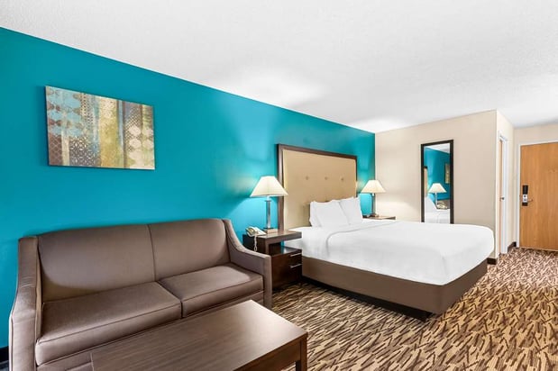 Images Best Western Baraboo Inn
