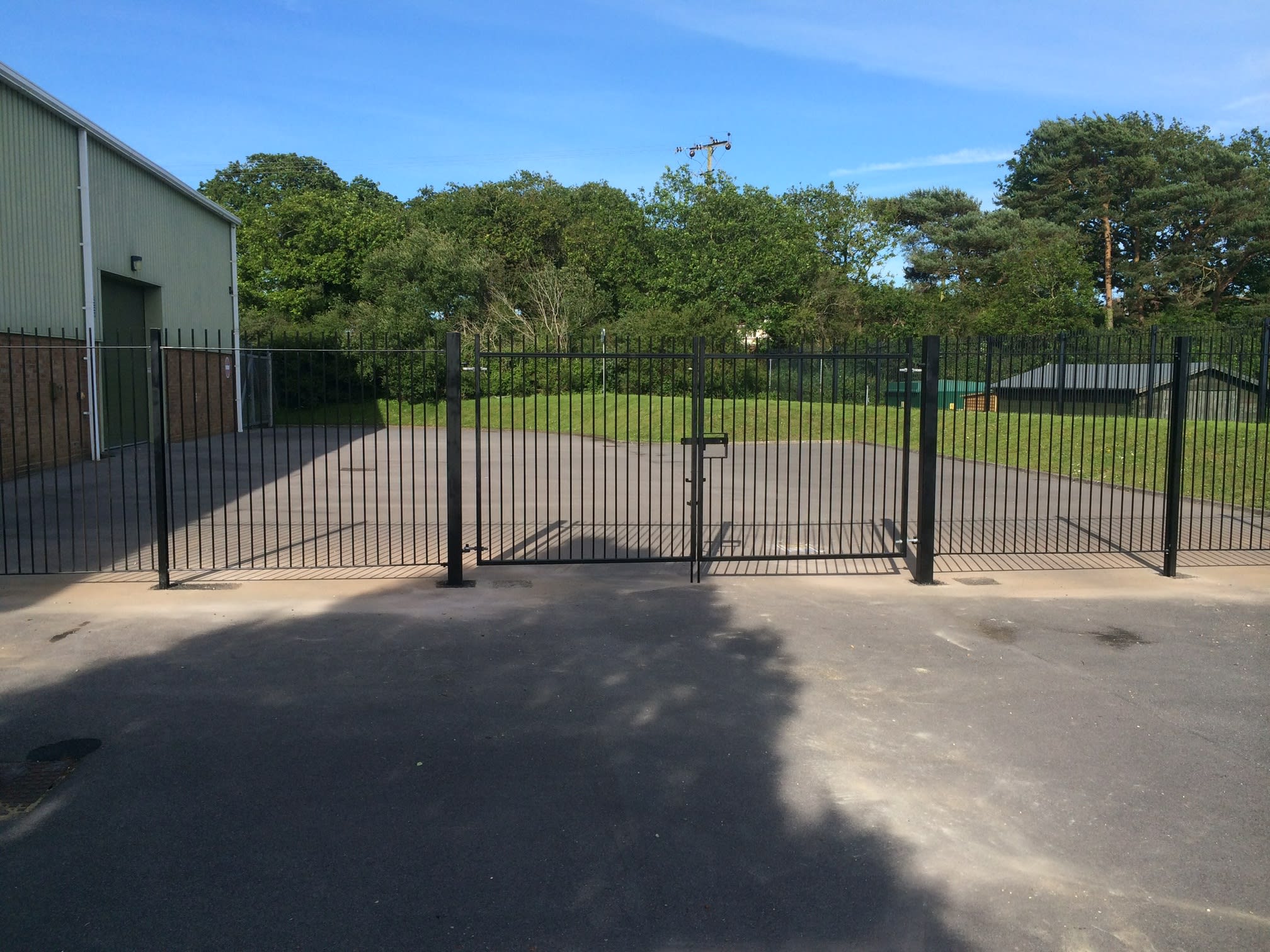 Images Copperhead Fencing & Gates