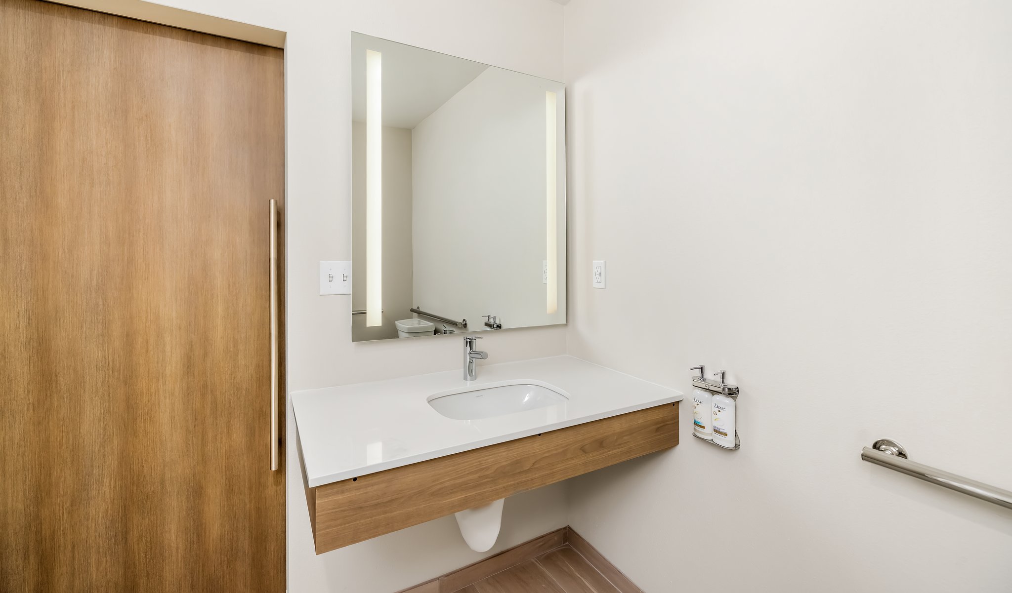 Holiday Inn Express Eugene - Springfield by IHG Image