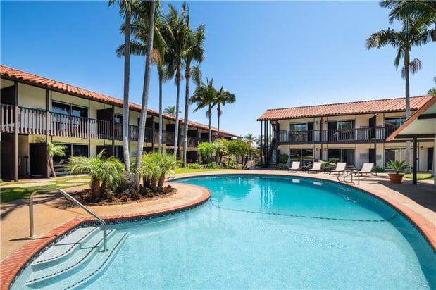 Images Best Western Plus Pepper Tree Inn