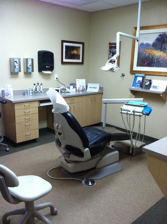 Sunrise Dental and Implant Center Image