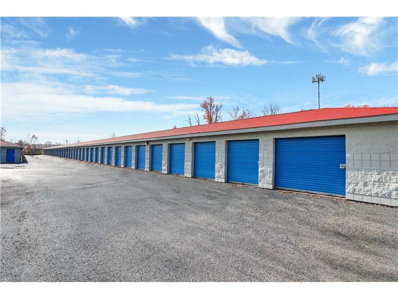 Exterior Units - Storage Express at 2515 E 10th St, Jeffersonville, IN 47130