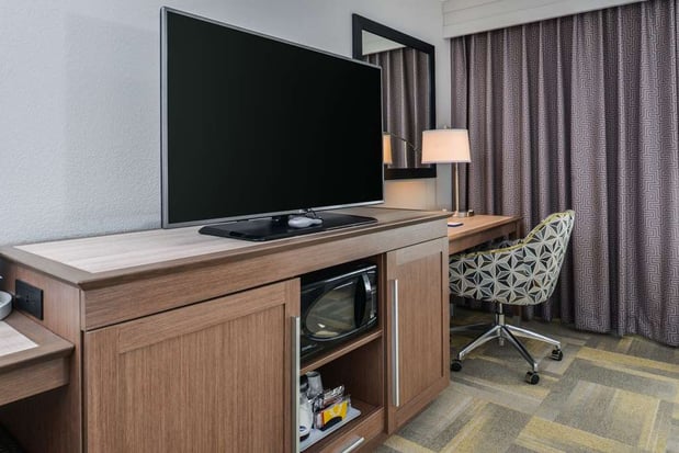 Images Hampton Inn & Suites Altoona-Des Moines
