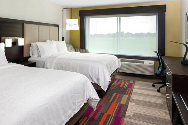 Images Holiday Inn Express & Suites Bourbonnais East - Bradley by IHG