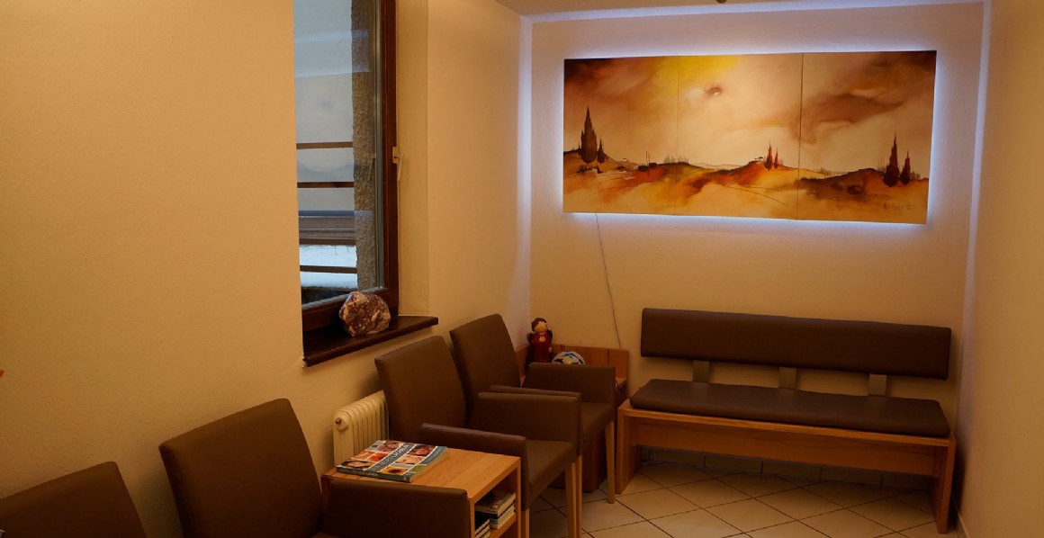 Dr. med. Volkmar Hueber, Archengasse 9 in Schwaz