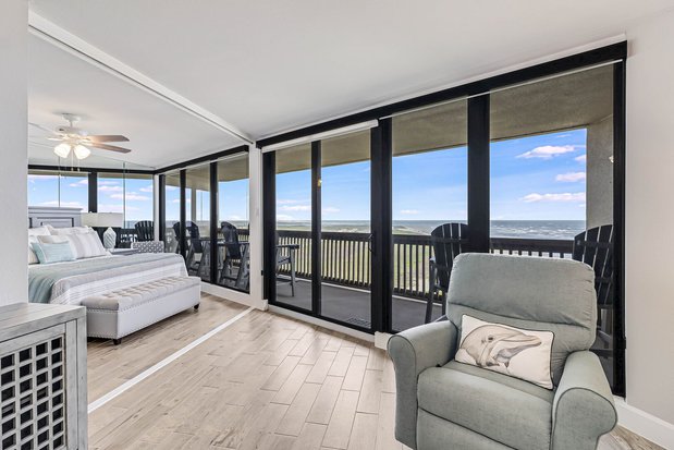 Images The Dunes Condominiums