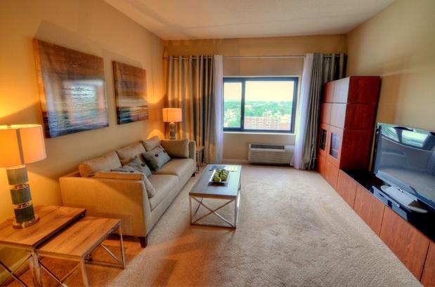 Images Skyview Apartments