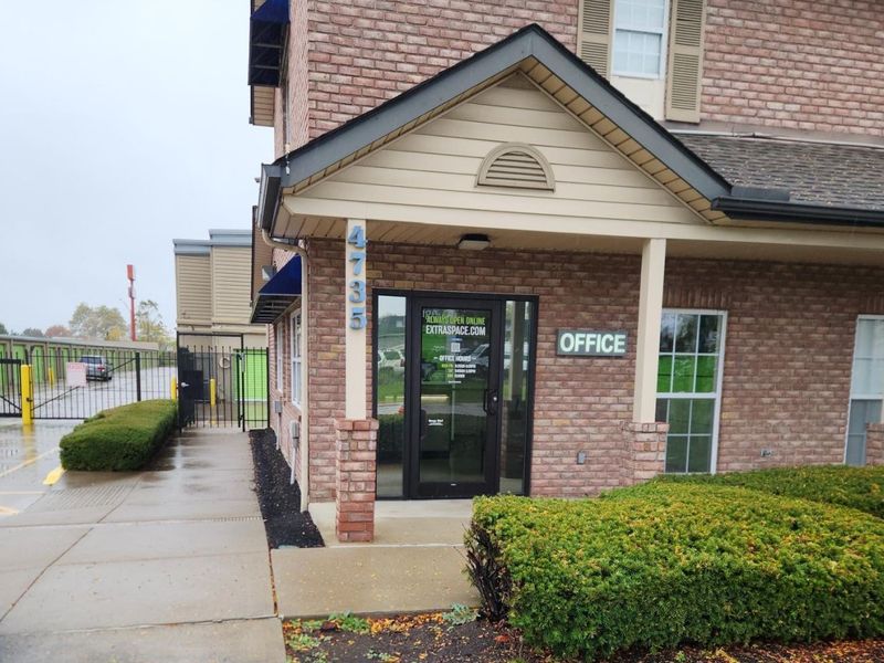 Images Extra Space Storage