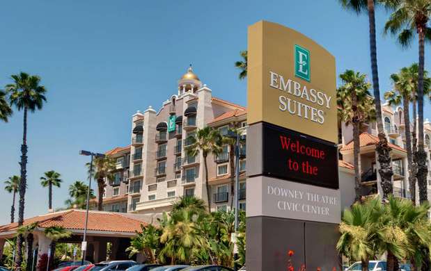 Images Embassy Suites by Hilton Los Angeles Downey