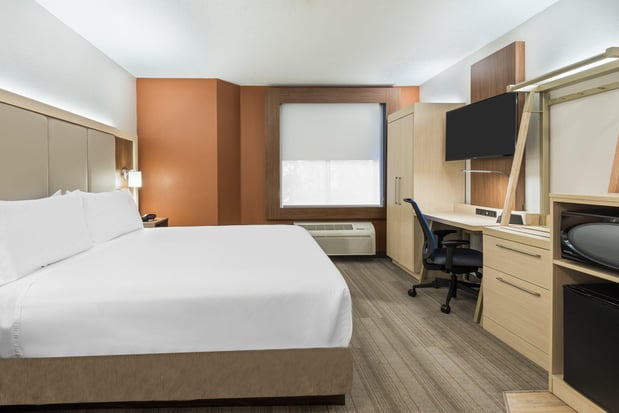 Images Holiday Inn Express & Suites Nearest Universal Orlando by IHG