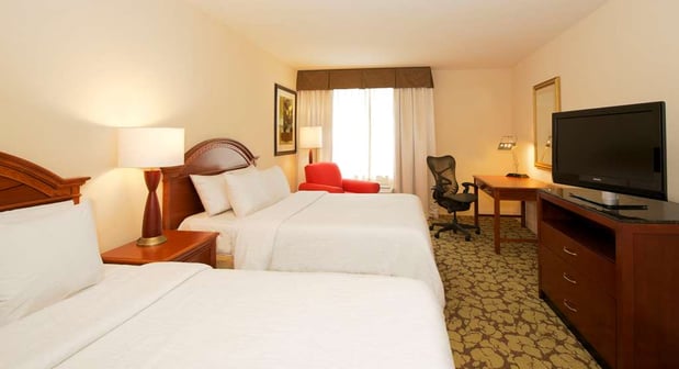 Images Hilton Garden Inn Virginia Beach Town Center