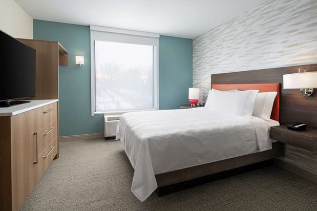 Images Home2 Suites Des Moines at Drake University