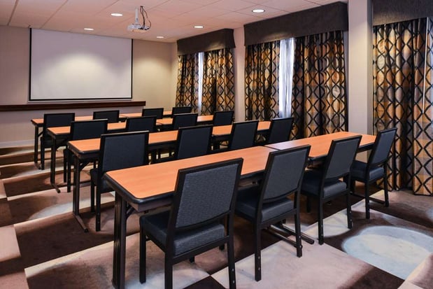 Images Hampton Inn & Suites Denver-Speer Boulevard